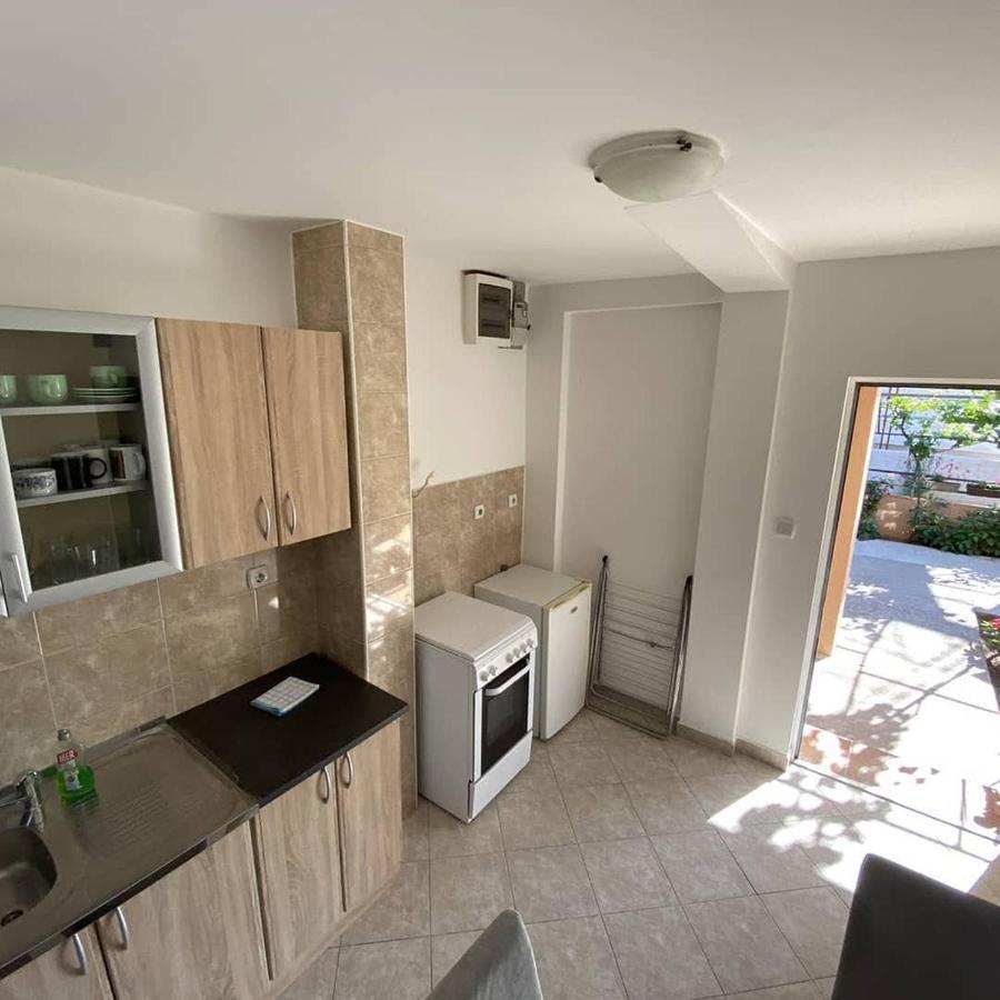 Petkovic Accommodation Tivat Exterior photo